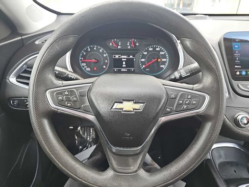 Used 2019 Chevrolet Malibu LT FWD image 28