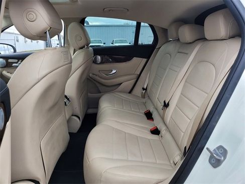 Used 2019 Mercedes-Benz GLC 300 GLC 300 Coupe image 11