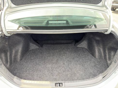 Used 2019 Toyota Corolla LE FWD image 56