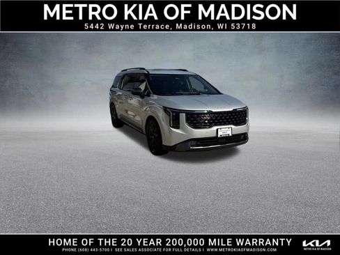 Used 2025 Kia Carnival SX Prestige FWD image 8
