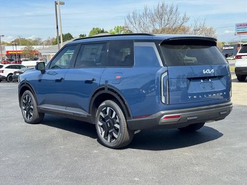 New 2027 Kia Telluride S image 5