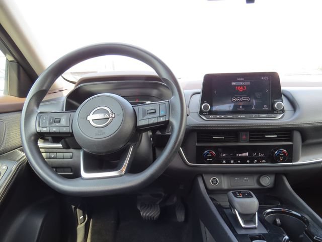 Used 2023 Nissan Rogue SV FWD image 17