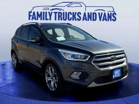 Used 2018 Ford Escape Titanium w/ Ford Safe & Smart Package image 6