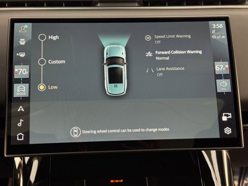 Used 2024 Land Rover Range Rover Sport SE image 27