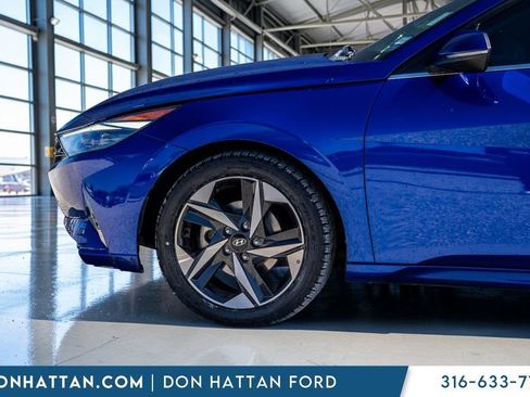 Used 2023 Hyundai Elantra Limited FWD image 30