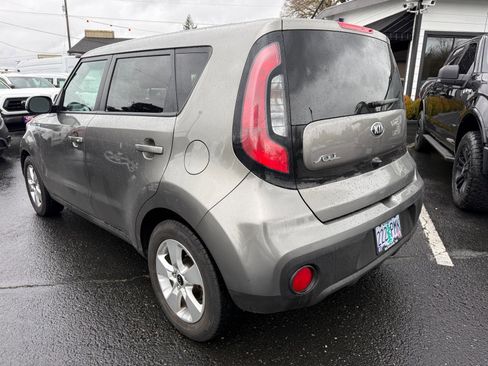 Used 2019 Kia Soul image 6