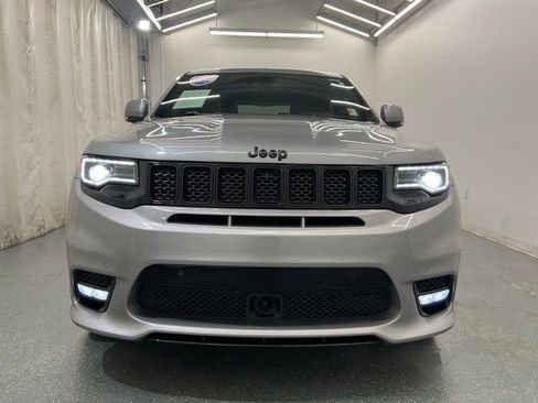 Used 2018 Jeep Grand Cherokee SRT AWD/4WD image 3