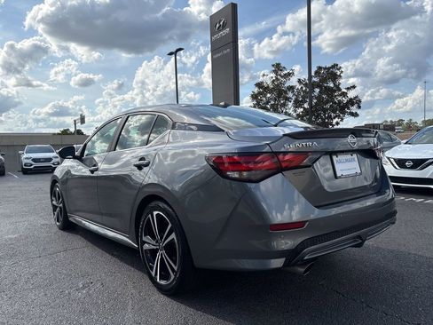 Used 2022 Nissan Sentra SR w/ Trunk Package image 8