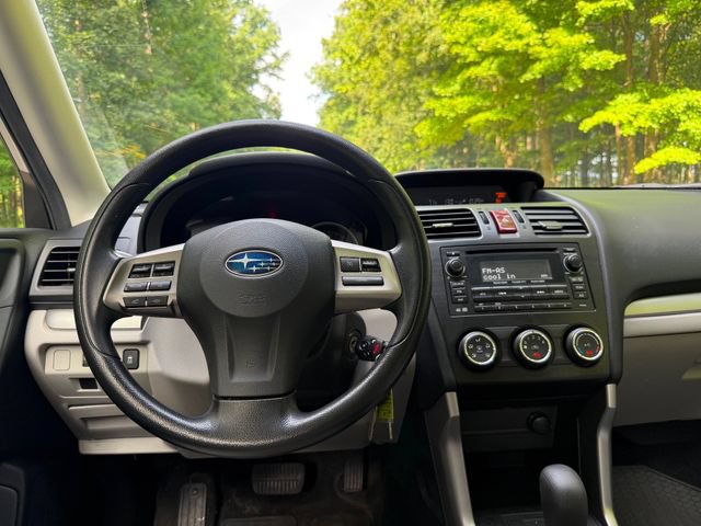 Used 2014 Subaru Forester 2.5i AWD/4WD image 9