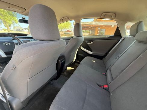 Used 2015 Toyota Prius Two FWD image 14