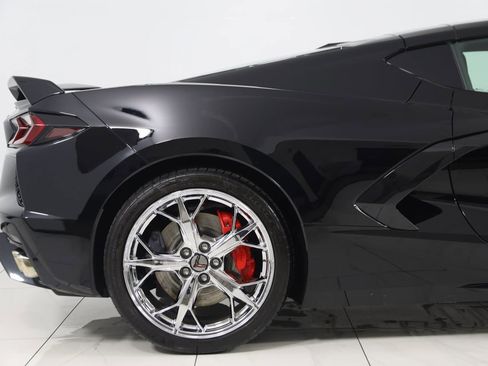 Used 2020 Chevrolet Corvette Stingray Premium Cpe w/ 3LT Preferred Equipment Group image 4