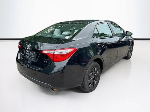 Used 2015 Toyota Corolla LE FWD image 7
