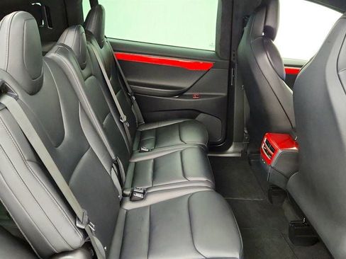 Used 2019 Tesla Model X 100D image 34