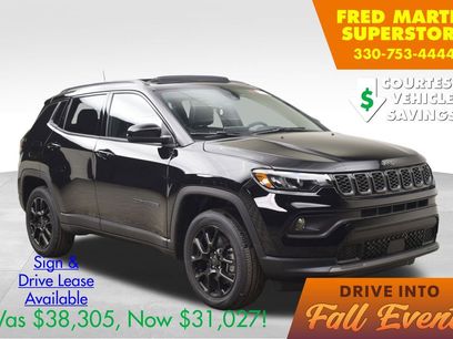 New 2025 Jeep Compass Latitude w/ Sun & Sound Group