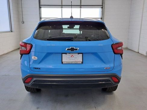 Used 2024 Chevrolet Trax RS w/ Driver Confidence Package image 7