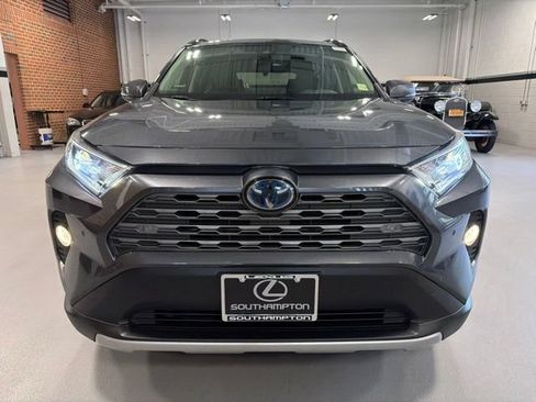 Used 2019 Toyota RAV4 Limited w/ Carpet Mat Package AWD/4WD image 2