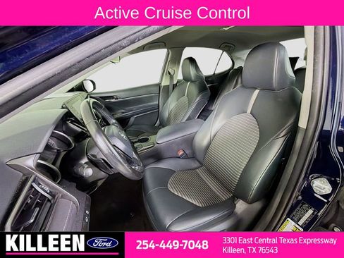 Used 2021 Toyota Camry SE image 10