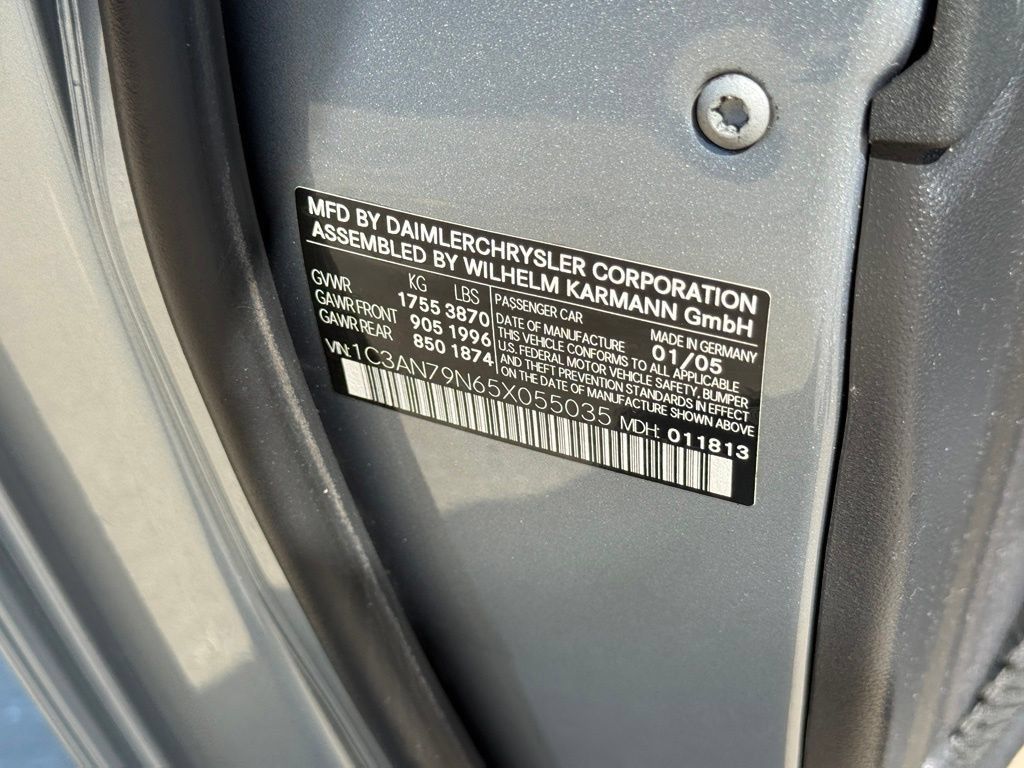 Used 2005 Chrysler Crossfire SRT-6 RWD image 10