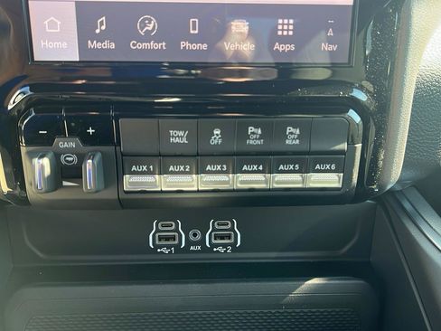 New 2026 RAM 2500 Big Horn RWD image 16