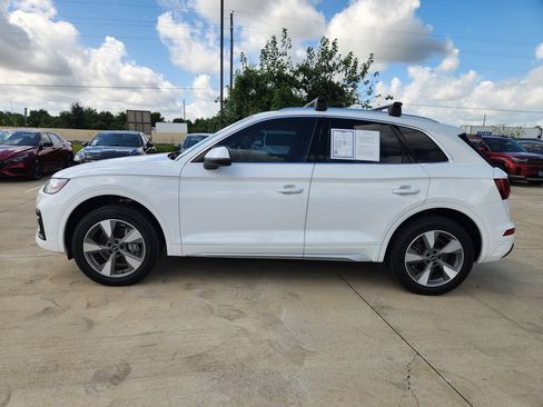 Used 2023 Audi Q5 2.0T Premium Plus w/ Premium Plus Package AWD/4WD image 6