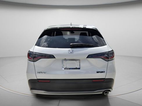 Certified 2024 Honda HR-V Sport image 6