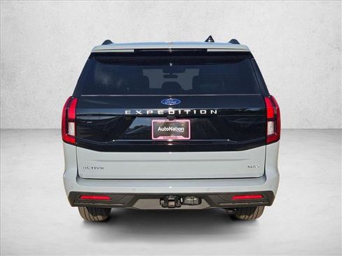 New 2025 Ford Expedition Max Active image 8
