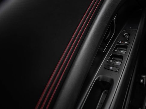 Certified 2024 Hyundai Elantra N Line image 14