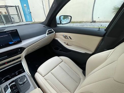 Used 2025 BMW 330i Sedan w/ Convenience Package RWD image 11