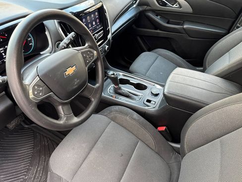 Used 2020 Chevrolet Traverse LS image 4