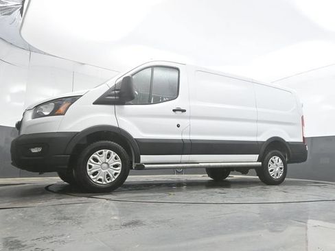 Used 2025 Ford Transit 250 Low Roof w/ Exterior Upgrade Package RWD image 38