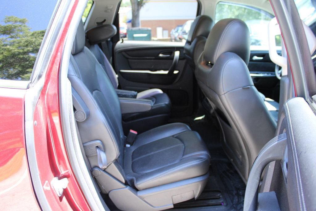 Used 2017 Chevrolet Traverse LT AWD/4WD image 29