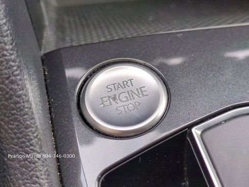 Used 2018 Volkswagen Tiguan SEL image 29