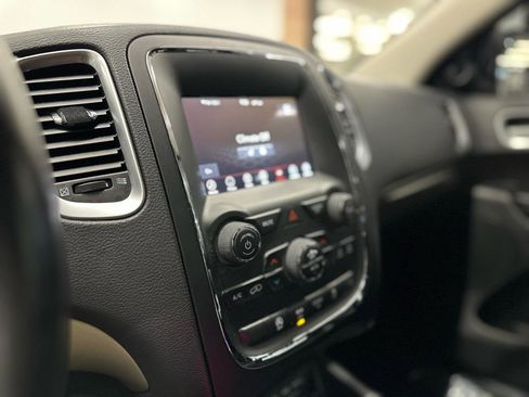 Used 2019 Dodge Durango SXT AWD/4WD image 24