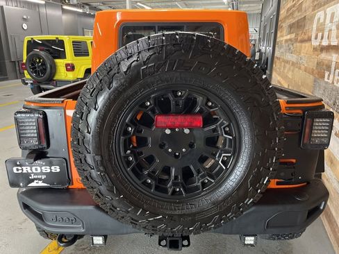 Used 2012 Jeep Wrangler Unlimited Sport AWD/4WD image 28