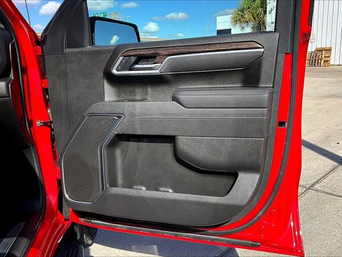 Certified 2025 GMC Sierra 1500 Elevation image 43