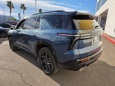 New 2026 Chevrolet Traverse RS w/ LPO, Floor Liner Package image 3