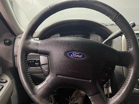 Used 2004 Ford Explorer XLT image 24