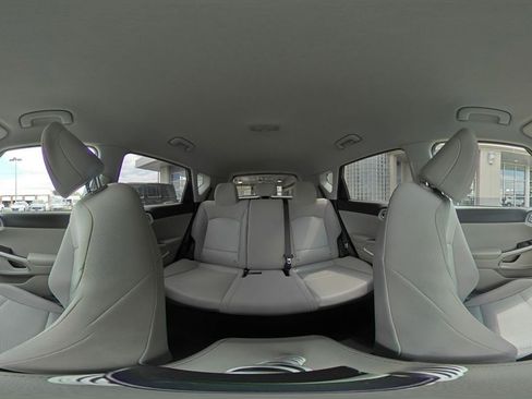 Used 2025 Kia Soul LX w/ LX Technology Package image 40