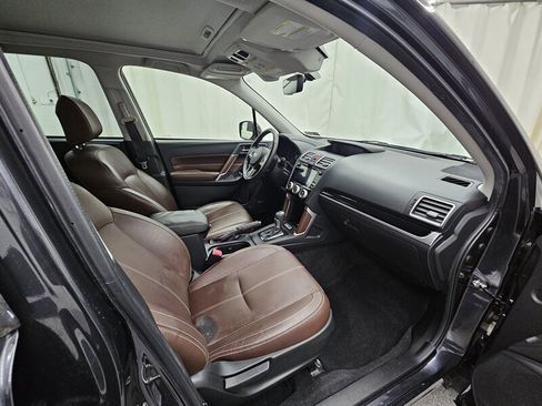 Used 2018 Subaru Forester 2.5i Touring image 10