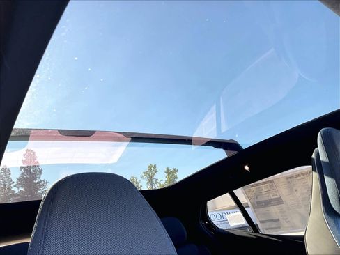 New 2026 Volvo EX30 Cross Country Ultra w/ Protection Package Premier image 29