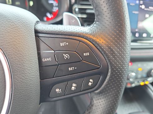 Used 2025 Dodge Durango GT image 25