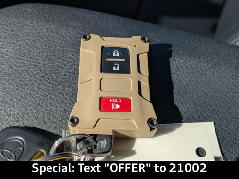 Used 2020 Toyota Tacoma TRD Off-Road image 34