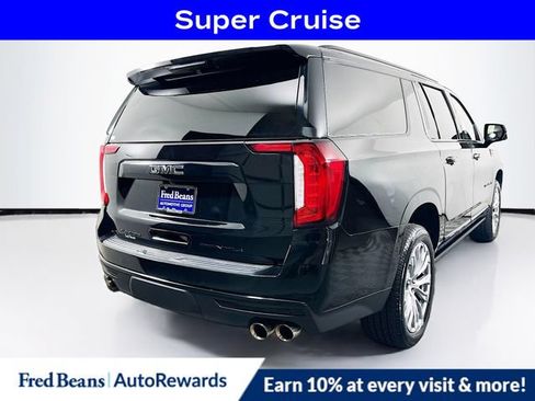 Used 2024 GMC Yukon XL Denali AWD/4WD image 9