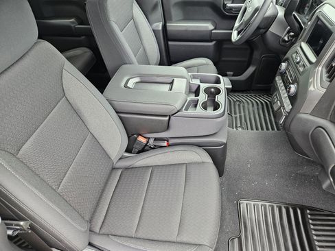 New 2026 Chevrolet Silverado 1500 Custom Trail Boss w/ LPO, Dark Essentials Package AWD/4WD image 18