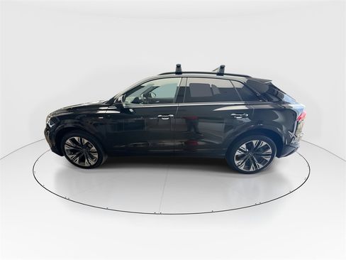 Certified 2025 Audi Q8 Premium Plus w/ Premium Plus Package image 5