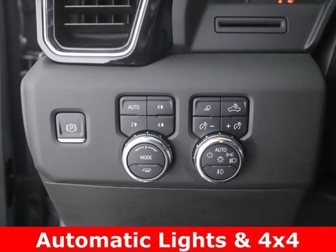 Used 2024 GMC Sierra 1500 Denali AWD/4WD image 22