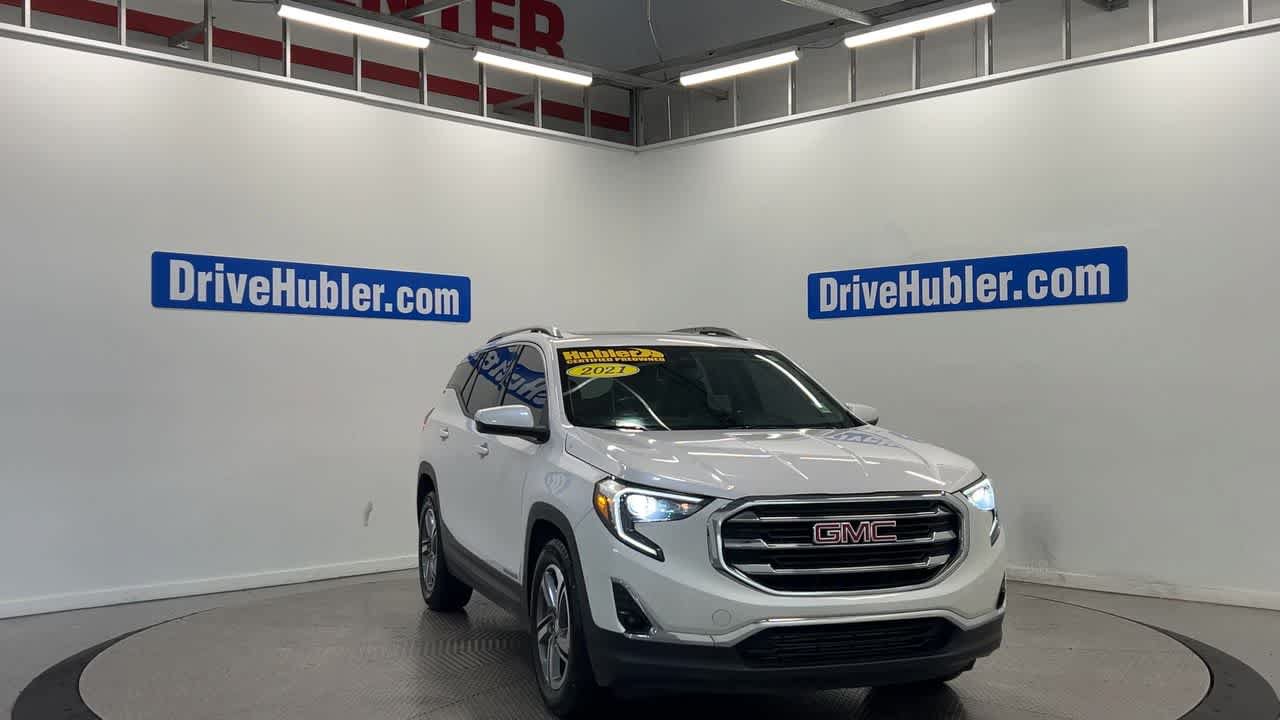 Used 2021 GMC Terrain SLT w/ LPO, Floor Liner Package FWD image 5