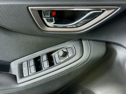 Used 2023 Subaru Forester Premium image 24