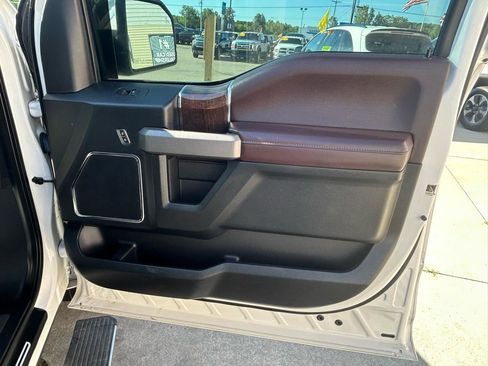 Used 2017 Ford F150 Platinum w/ Technology Package AWD/4WD image 16