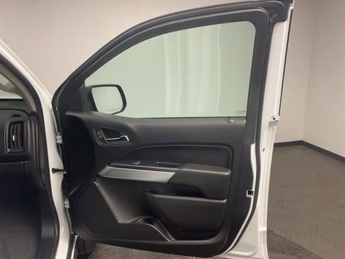 Used 2018 Chevrolet Colorado LT w/ Redline Special Edition image 24